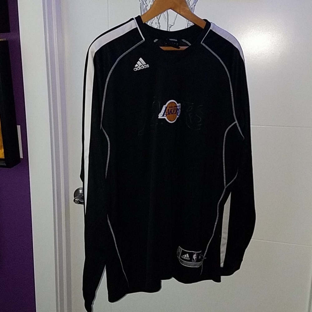 Lakers long sleeve shirt